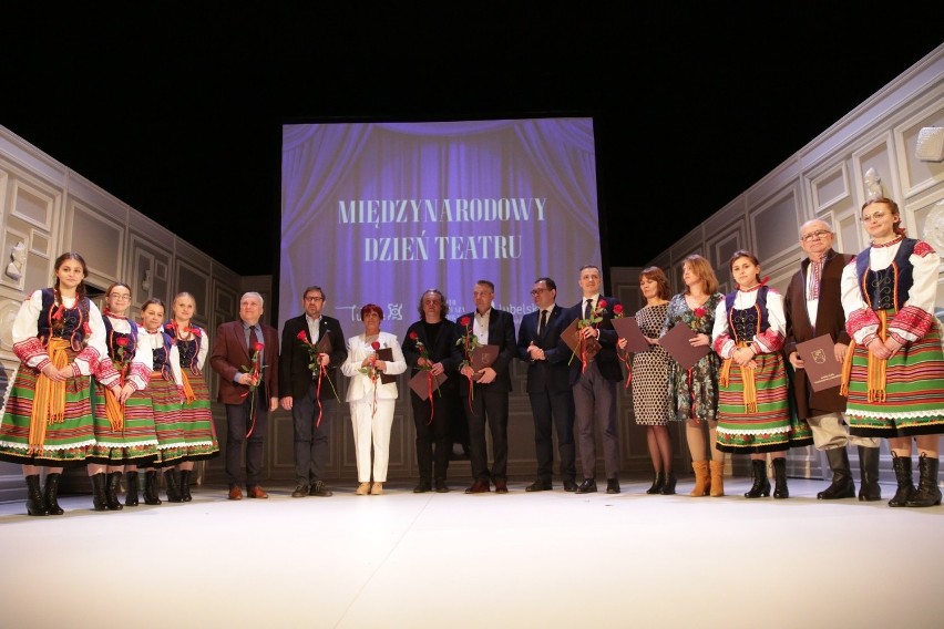 Tarnogrodzkie akcenty na Międzynarodowym Dniu Teatru - Zdjęcie główne