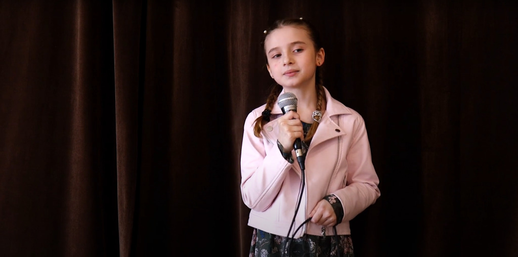 Maja Bielak w "The Voice Kids" (film) - Zdjęcie główne