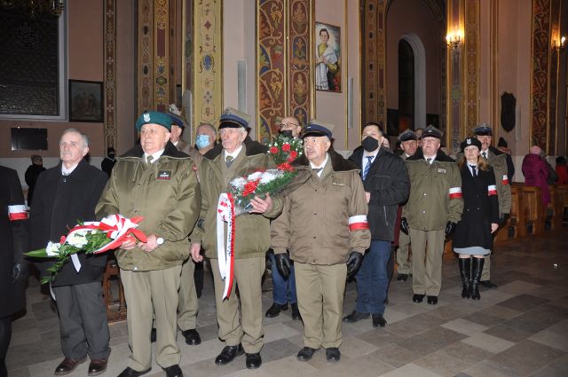 Józefów: 79. rocznica zamordowania rodziny Konrada Bartoszewskiego ps. “WIR” - Zdjęcie główne