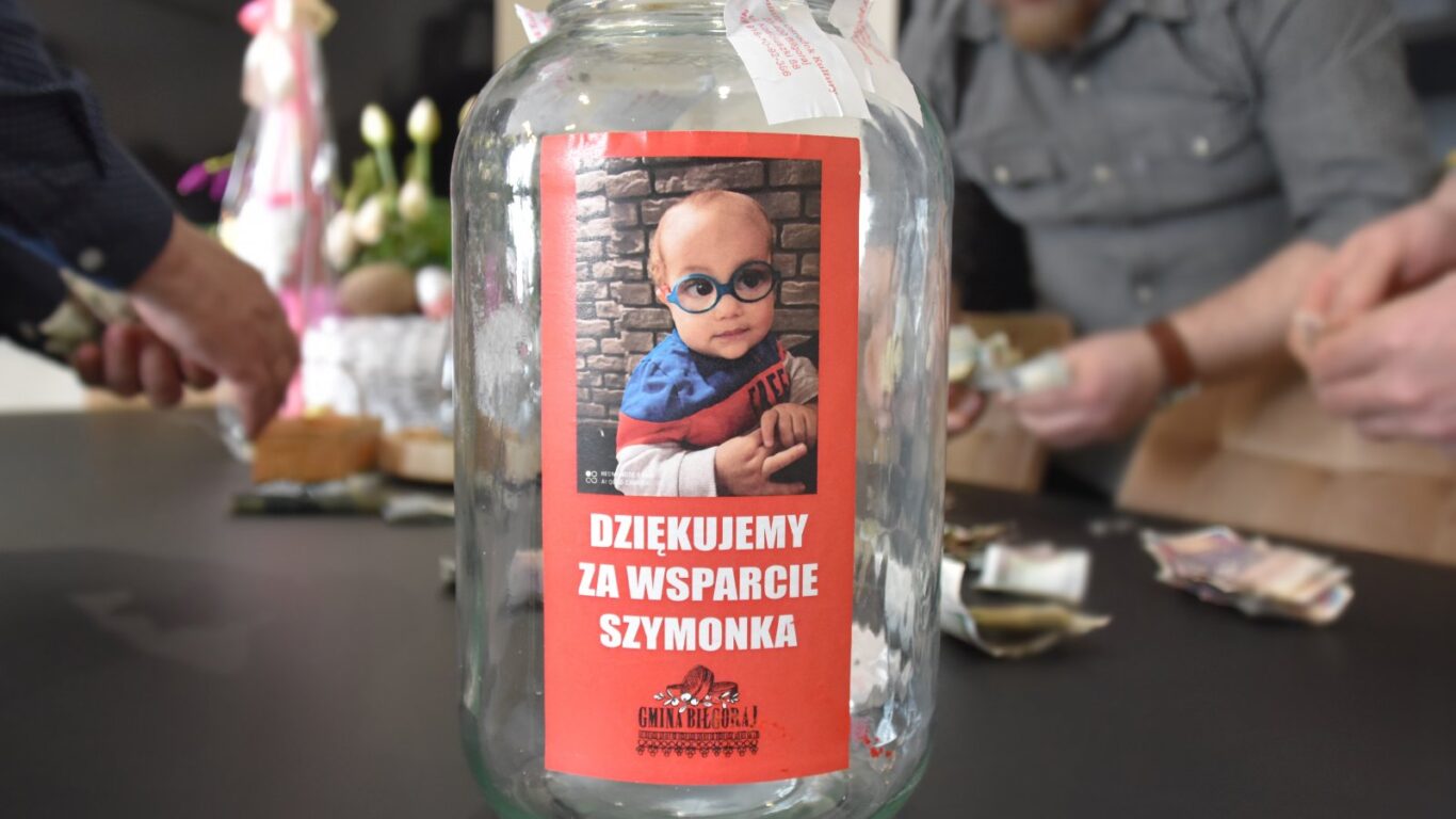 Kiermasz wielkanocny dla Szymonka z Korczowa - Zdjęcie główne