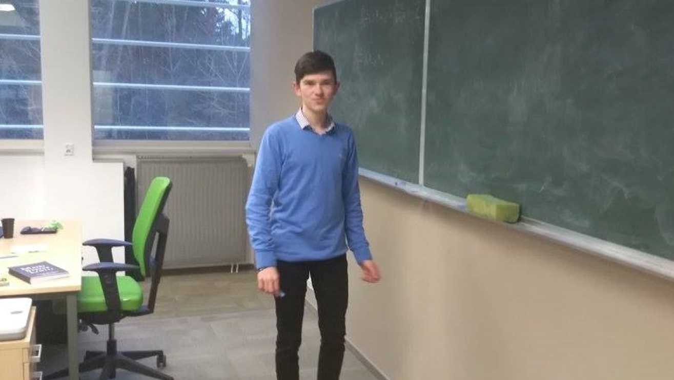 Geniusz z Biłgoraja? Takiego ucznia jeszcze nie było. (wywiad) - Zdjęcie główne