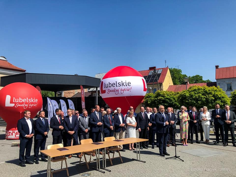 Tarnogród odetchnął z ulgą. Umowa podpisana - Zdjęcie główne