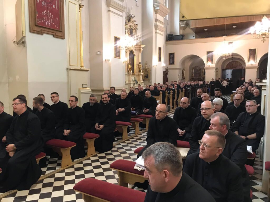 Znamy decyzje personalne w parafiach. Nowi proboszczowie i wikariusze (lista) - Zdjęcie główne