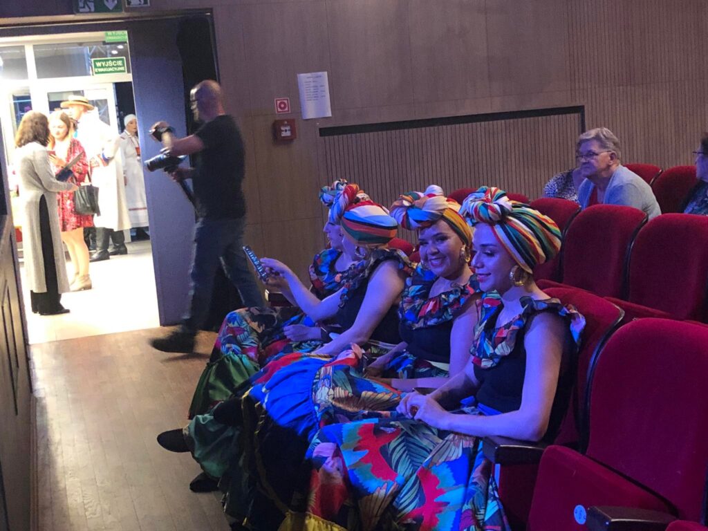 Rozpoczął się IX Festiwal Kultur (zdjęcia) - Zdjęcie główne