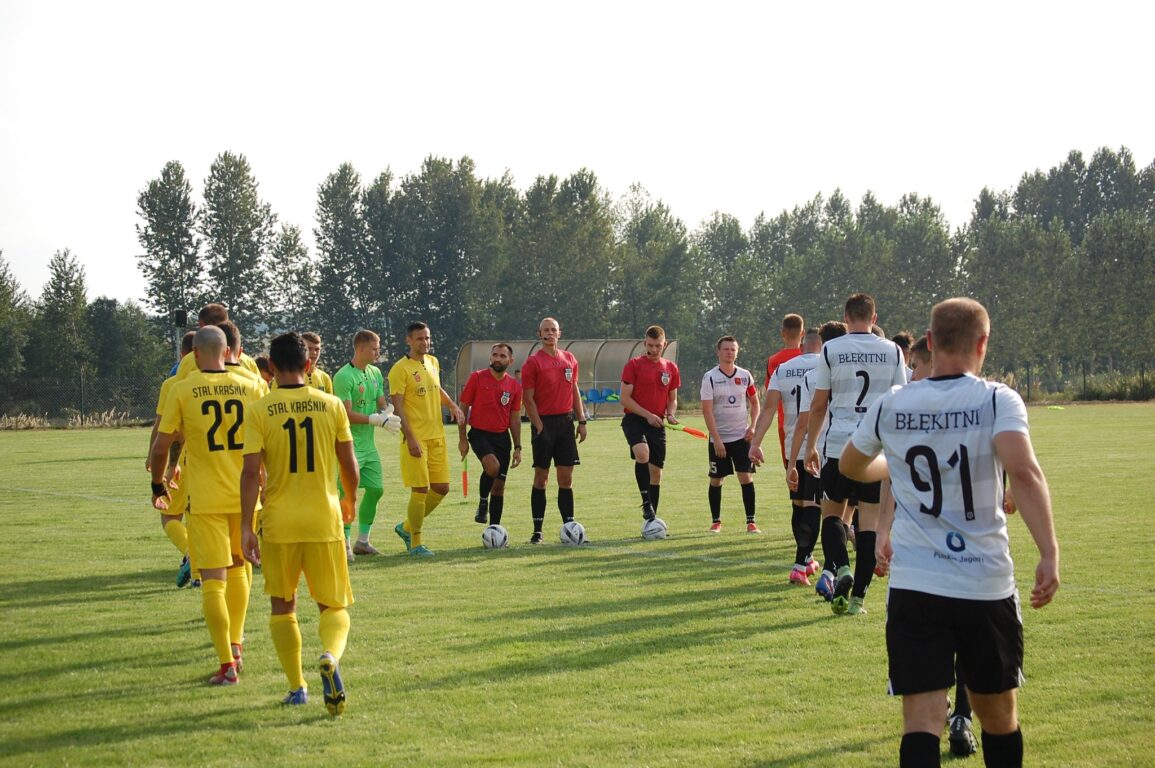 Trener Błękitnych Obsza: Czwarta liga nie wybacza błędów - Zdjęcie główne