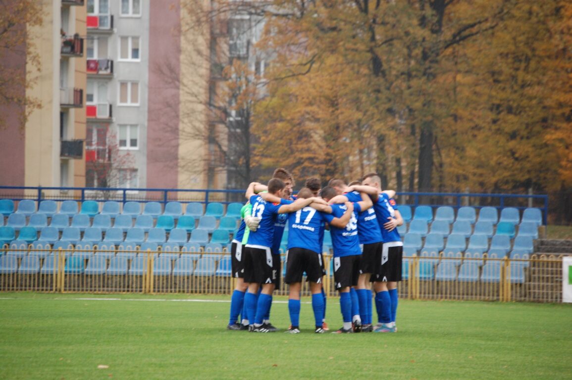 Błękitni Obsza wygrywają derby IV ligi - Zdjęcie główne