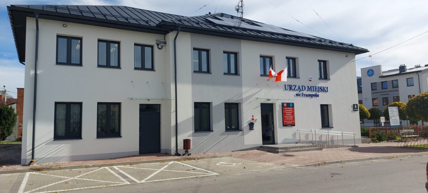 We Frampolu szukają kierownika - Zdjęcie główne