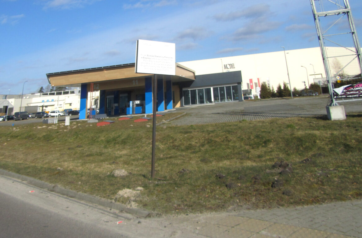 Tajemnicza stacja paliw w Biłgoraju (foto) - Zdjęcie główne