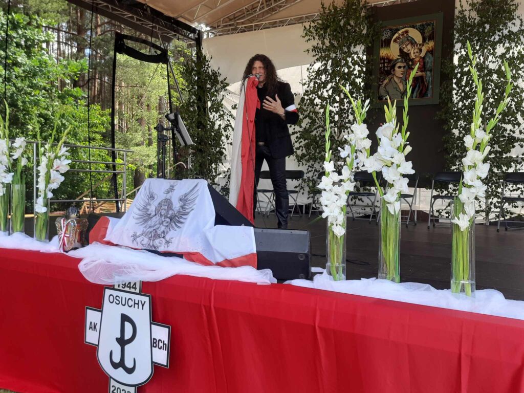 Wybuchy i strzały w Osuchach (foto) - Zdjęcie główne