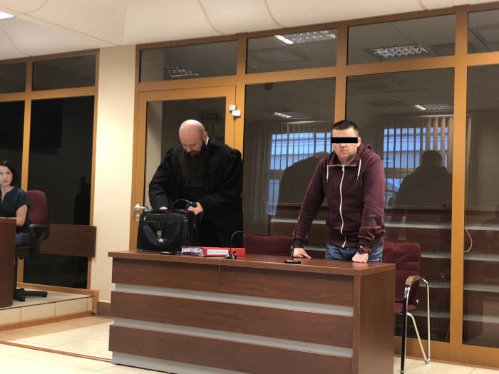 Dawid A. oskarżony o oszustwa wraca za kraty. Pozostawionych odpadów ... nie musi sprzątać - Zdjęcie główne