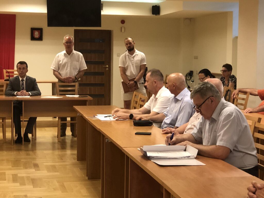 Wojna o chodnik w Biłgoraju. Nie będzie inwestycji ? (foto) - Zdjęcie główne