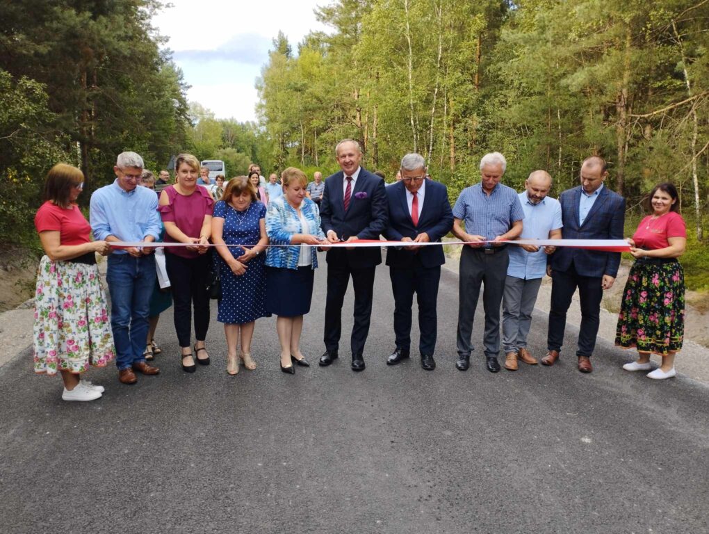 Droga otwarta ze wszelkimi honorami (foto) - Zdjęcie główne