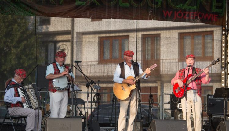 Najazd artystów na Józefów. Dwa dni koncertów - Zdjęcie główne