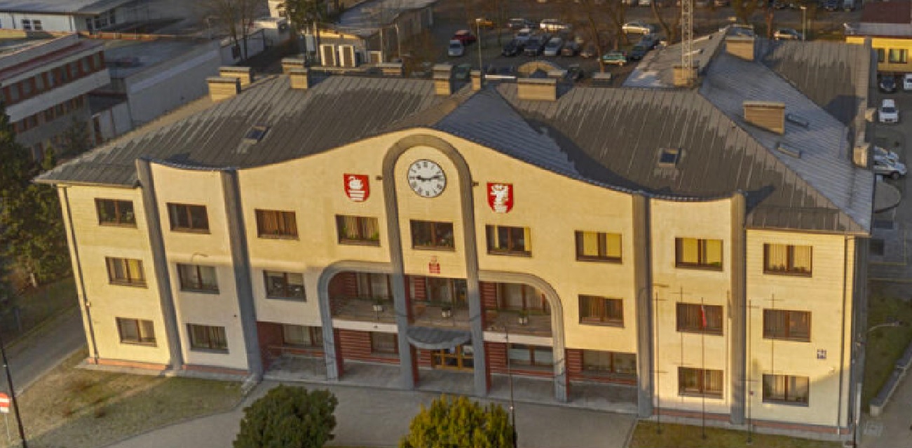 Nie ma to jak robota w urzędzie. Ile wpada? - Zdjęcie główne