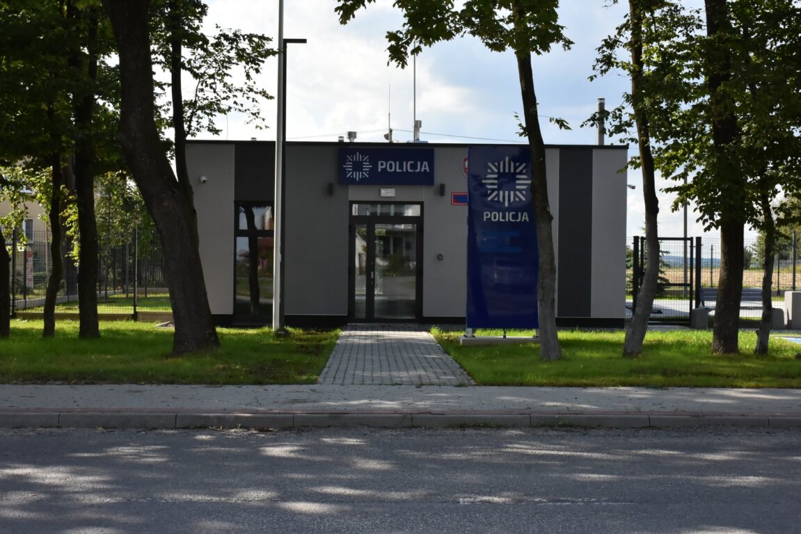 Nowy posterunek w powiecie prawie gotowy (foto) - Zdjęcie główne