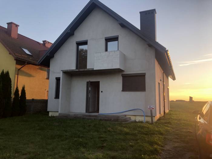 Wybudowali dom.   Gmina ... nie pozwala podłączyć wody! - Zdjęcie główne