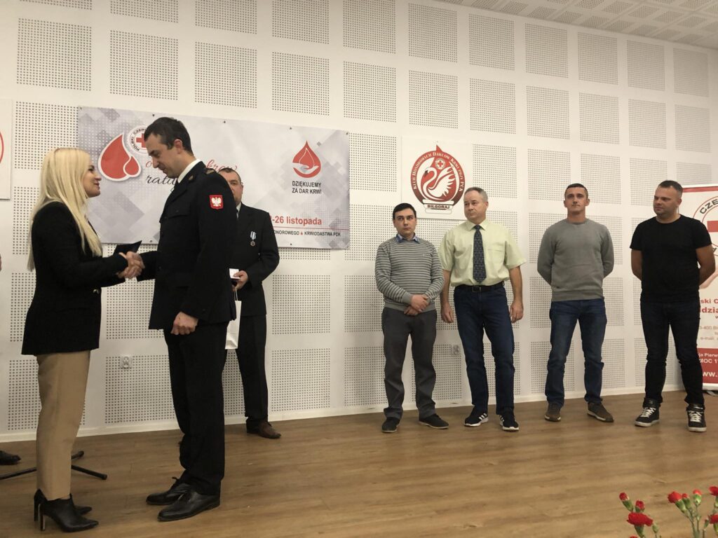 Oto prawdziwi bohaterowie! Najbardziej ofiarni ludzie w powiecie (lista wyróżnionych) - Zdjęcie główne