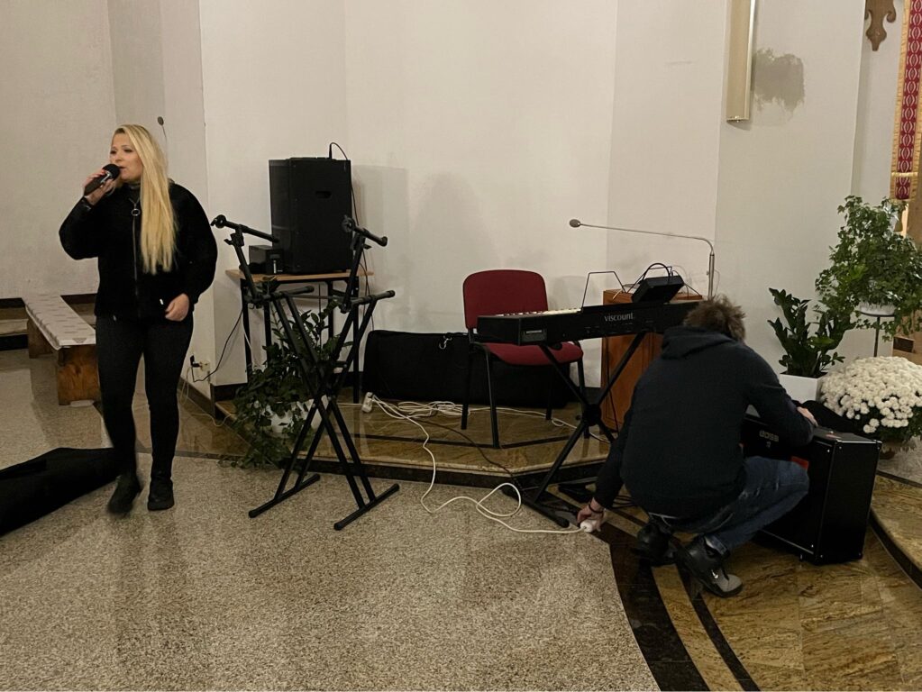 Gwiazda już dotarła i się szykuje. Dziś koncert - Zdjęcie główne