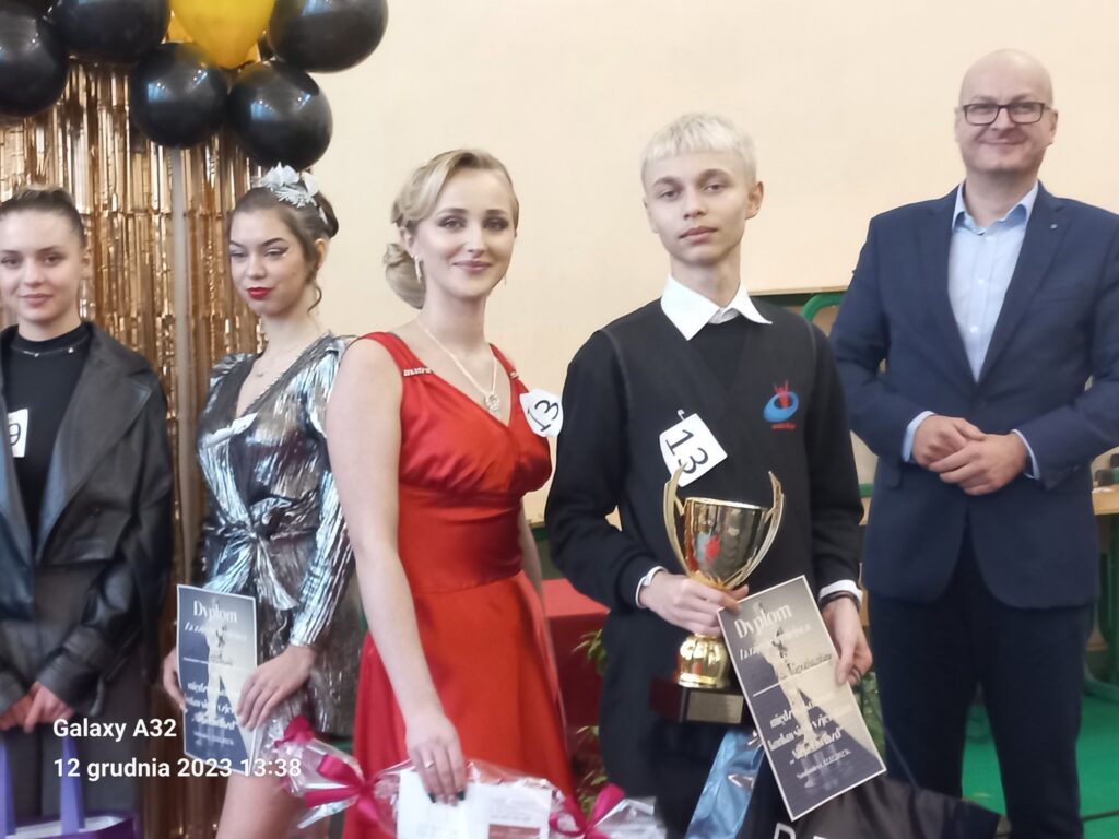 Tak się czesze w Biłgoraju (foto) - Zdjęcie główne