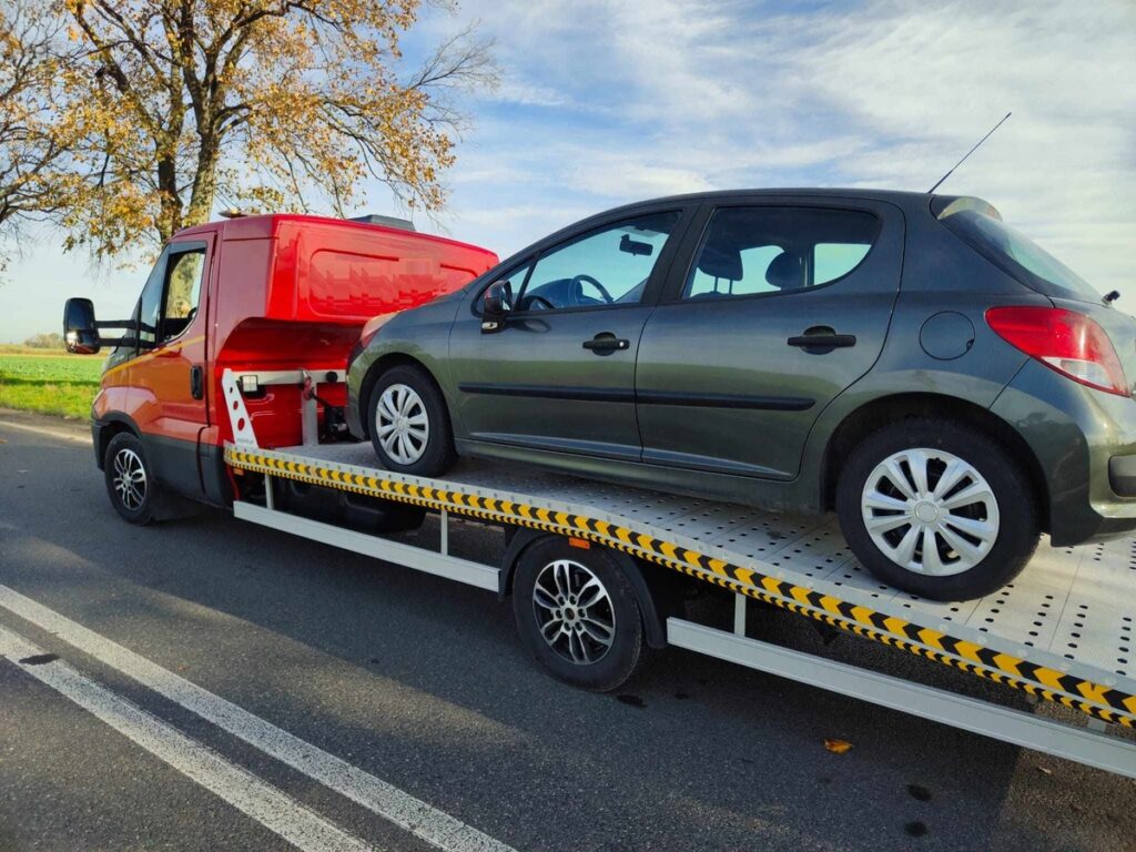 Biłgorajska policja odbiera samochody! Będą ... za pół ceny - Zdjęcie główne