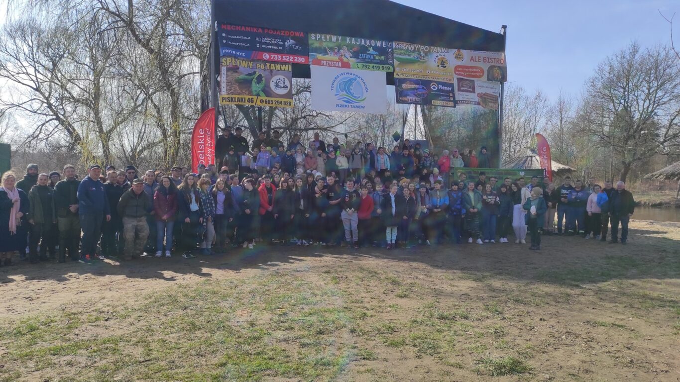 Smutne obrazki nad rzeką Tanew (foto) - Zdjęcie główne