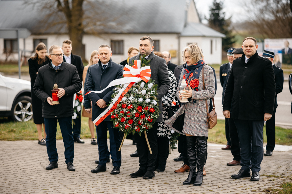 Brutalnie zamordowani w Różańcu (foto) - Zdjęcie główne