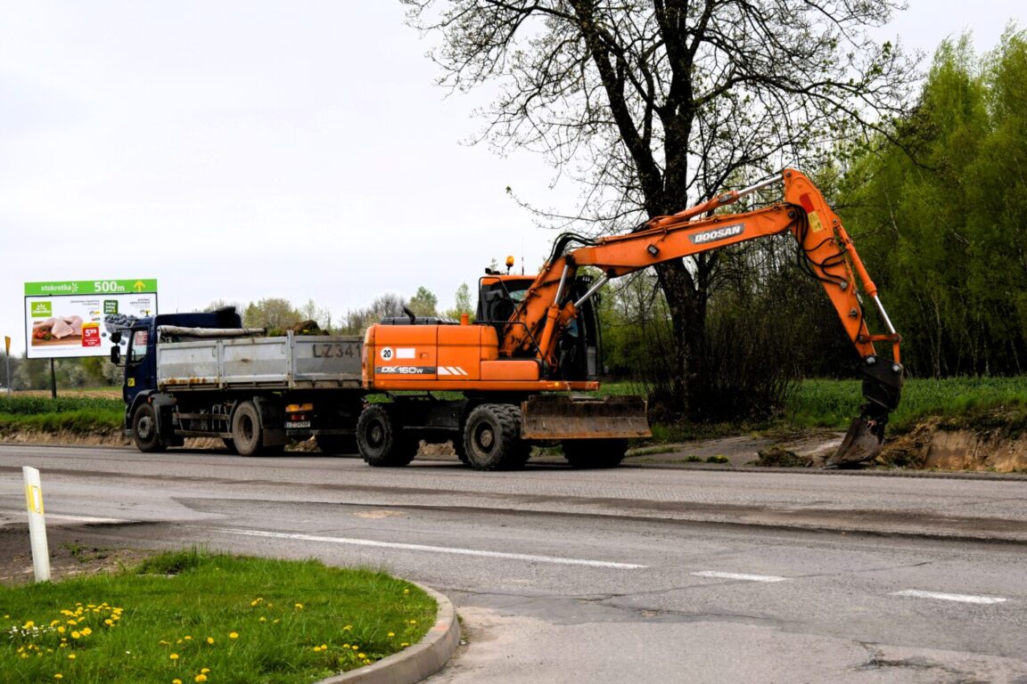 We Frampolu zaczęli wielkie kopanie (foto,video) - Zdjęcie główne