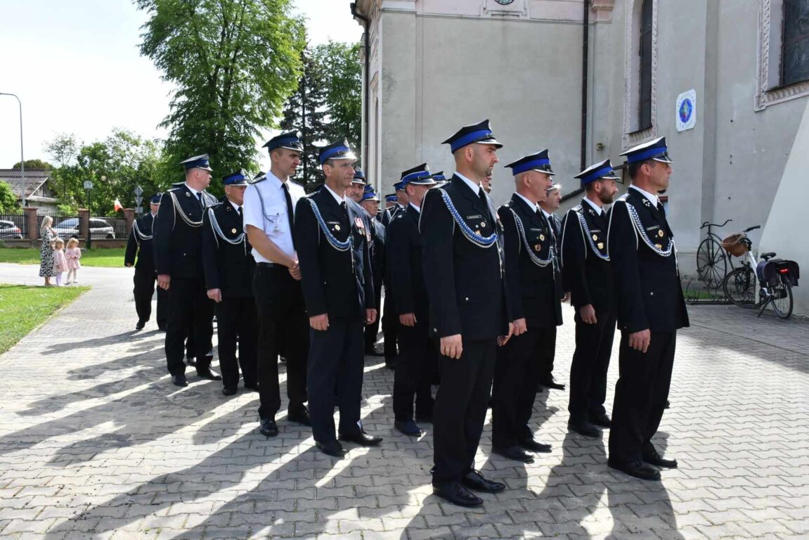 Park w Turobinie tętni dziś życiem (foto) - Zdjęcie główne