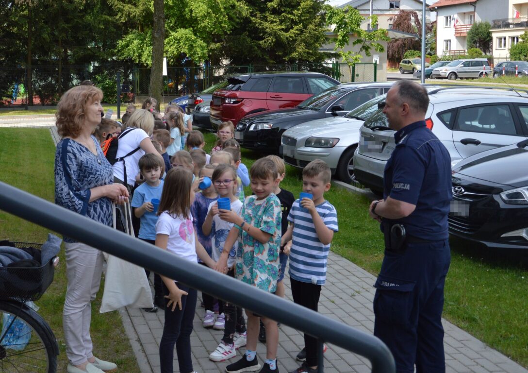 Przedszkolaki w rękach biłgorajskiej policji (foto) - Zdjęcie główne