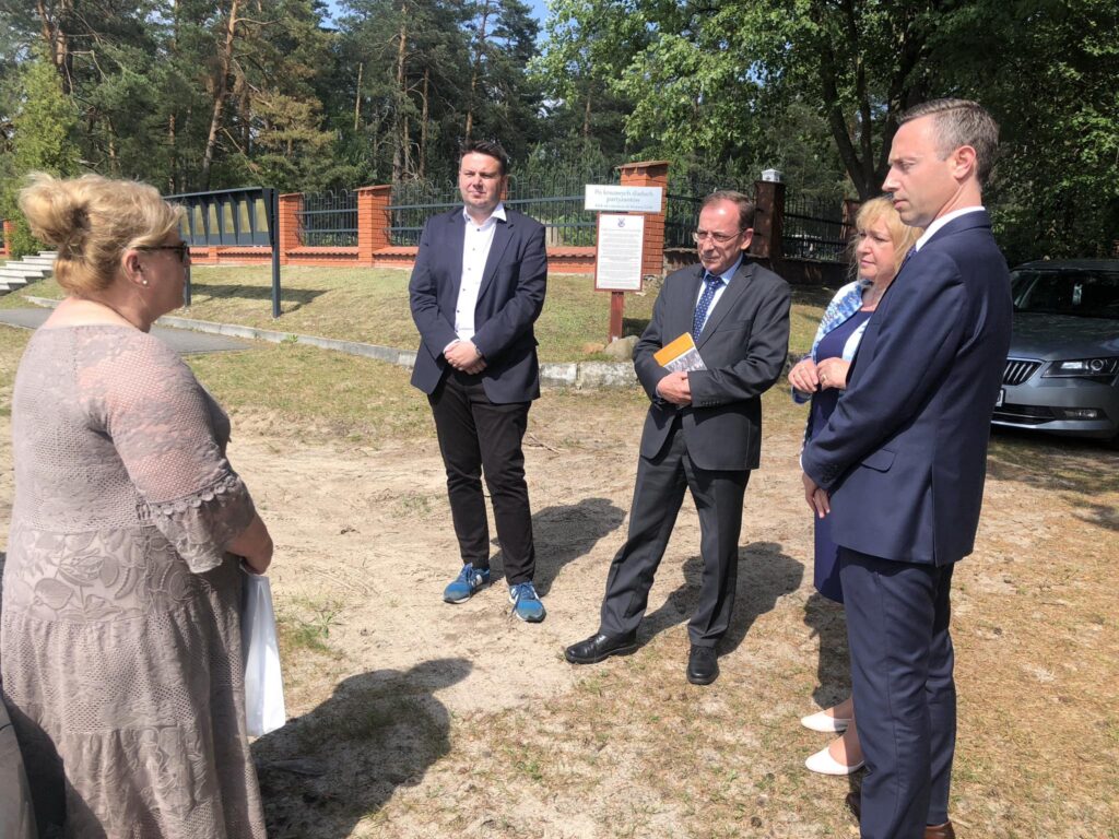 W Osuchach zlot ... byłych. Jest i minister Mariusz Kamiński (foto) - Zdjęcie główne