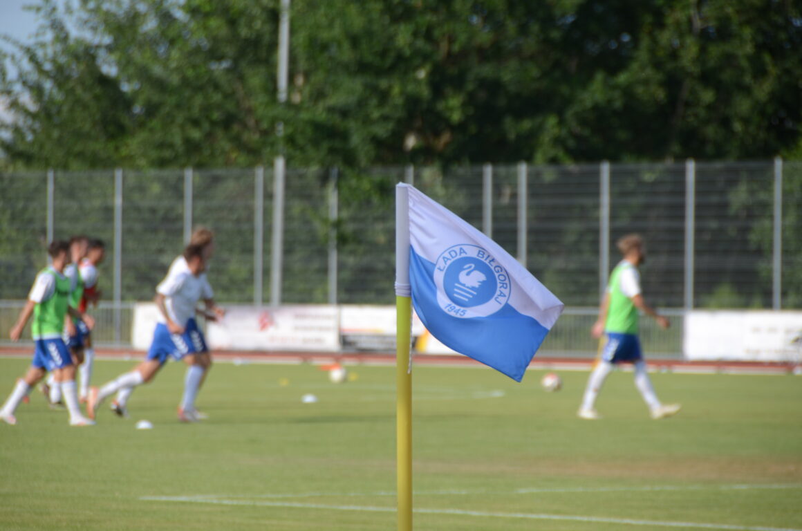 Łada Biłgoraj dostała lekcję futbolu. Jest nowy bramkarz (foto) - Zdjęcie główne