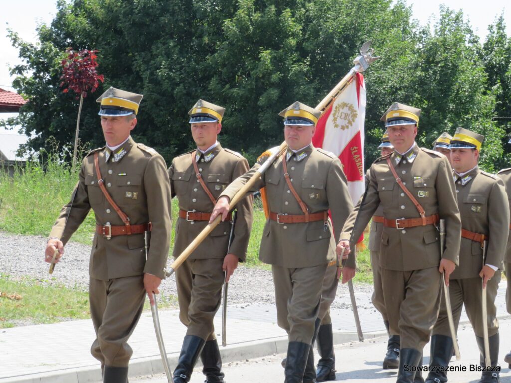 Ułani z Biszczy mają urodziny - Zdjęcie główne