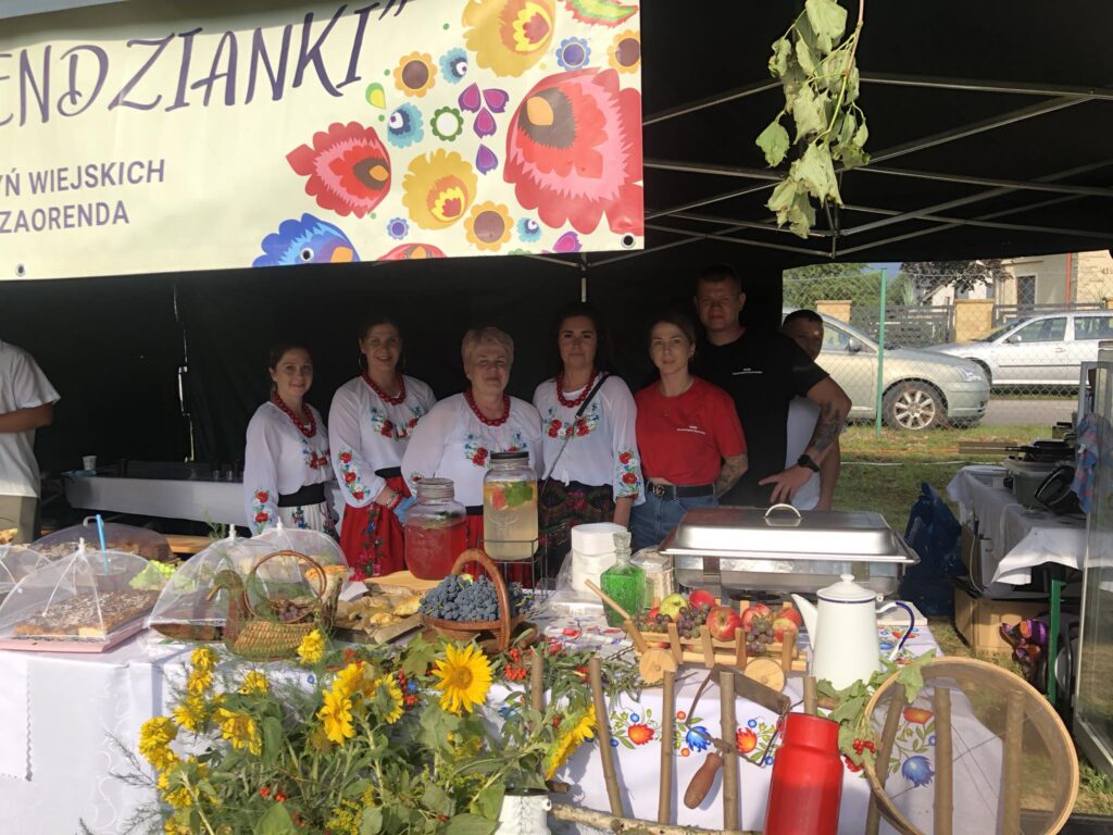 W Tereszpolu ulewa przerwała dożynki. Co dalej? (foto) - Zdjęcie główne