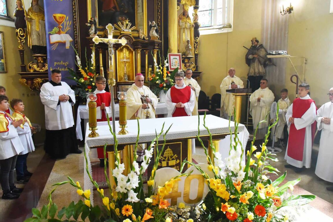 Podwójne święto w turobińskiej parafii (foto) - Zdjęcie główne