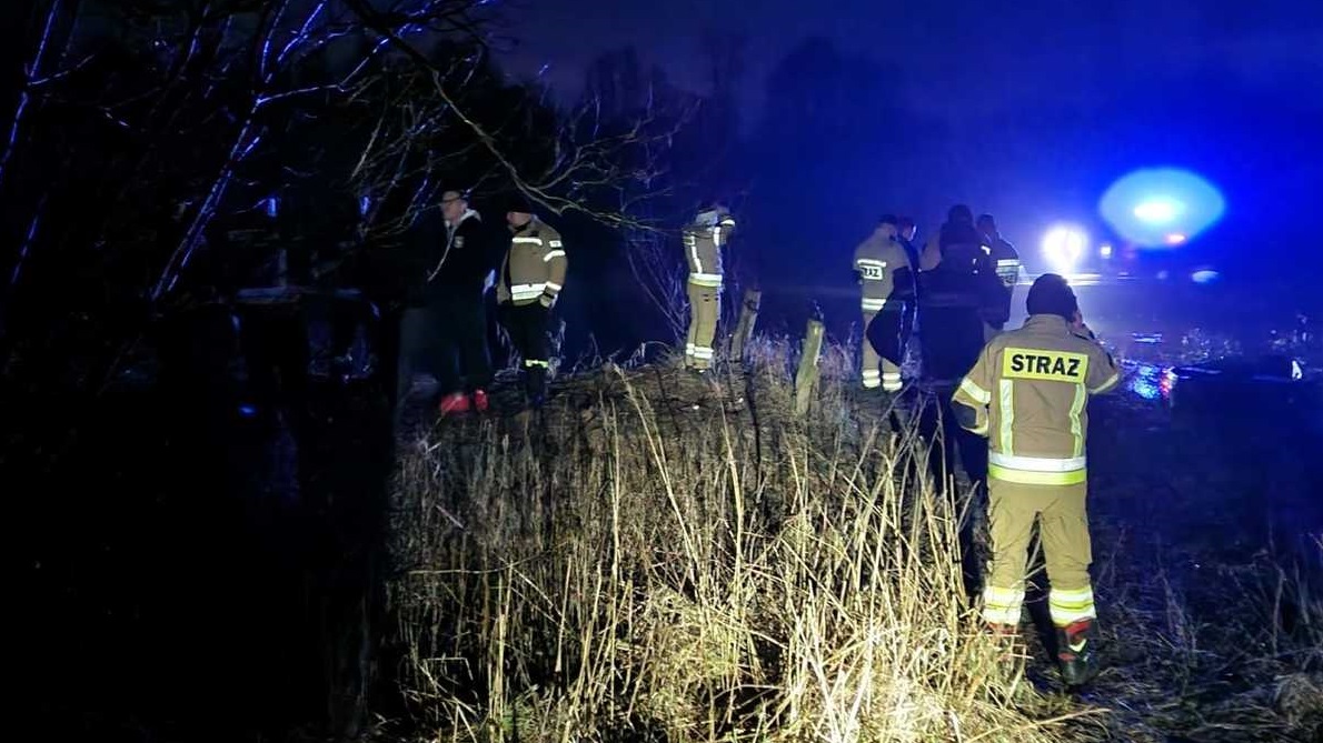 Fatalny wypadek w powiecie. Motocyklista w szpitalu - Zdjęcie główne