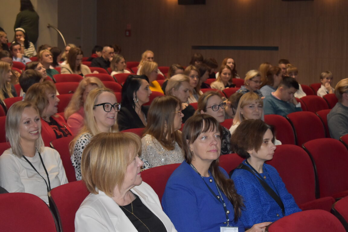 W Biłgoraju trwa ważna konferencja. Kto przyszedł? (foto) - Zdjęcie główne