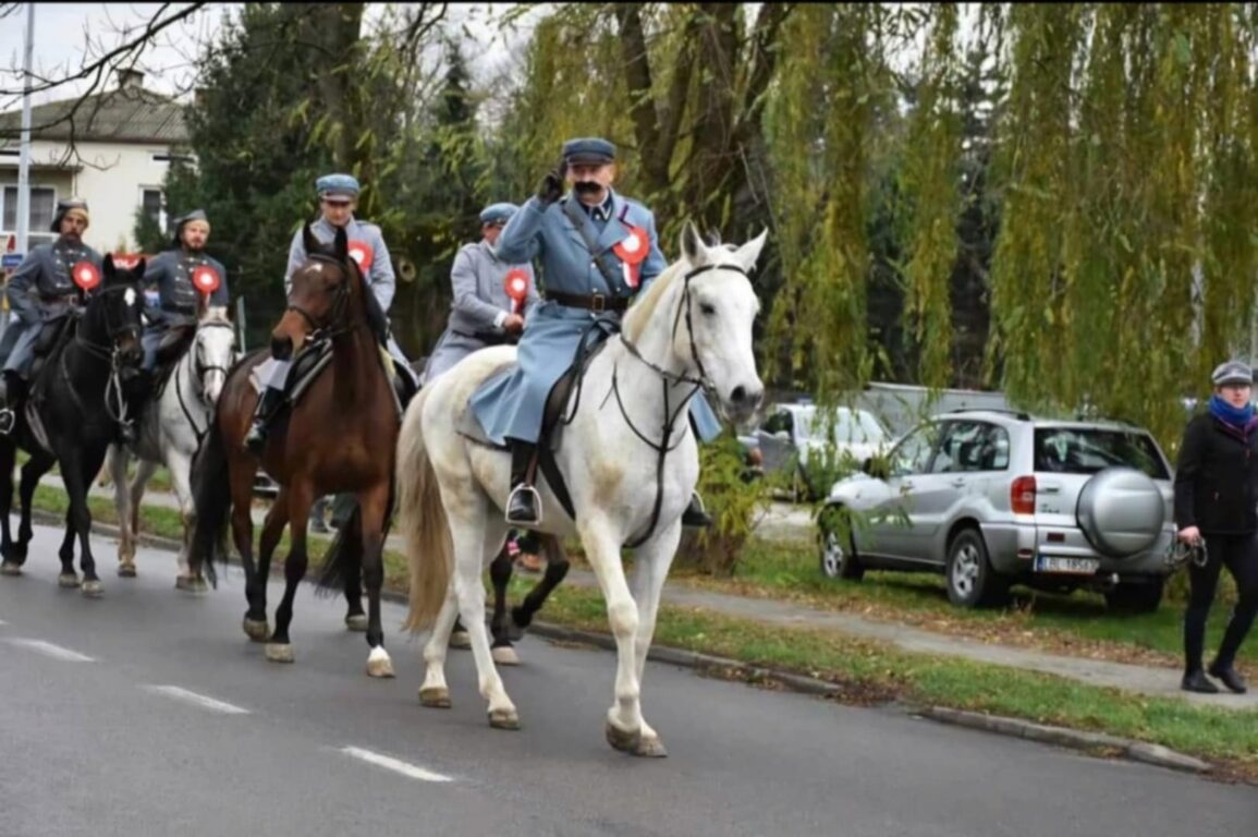 Marszałek Józef Piłsudski z wizytą w Turobinie - Zdjęcie główne