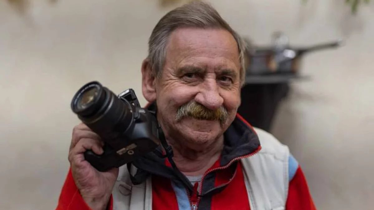 "Coś takiego się nie zdarza. Popłakałem się jak dzieciak". Spalił się dom fotografa i społecznika Andrzeja Martynowicza - Zdjęcie główne