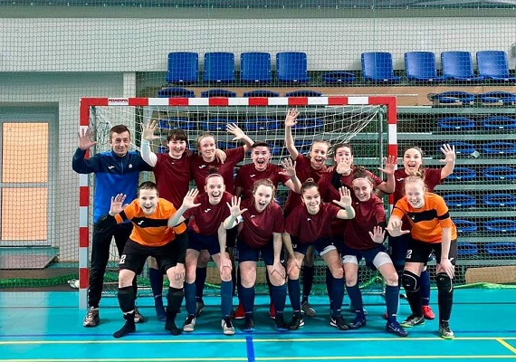 W weekend zawodniczki Zdrowia zakończyły futsalowy sezon na 3 miejscu! - Zdjęcie główne