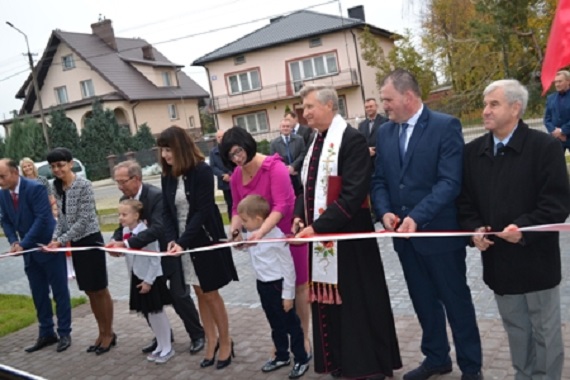 Maciejowice: Zmodernizowane drogi i rozbudowane przedszkole oficialnie oddane do użytku - Zdjęcie główne