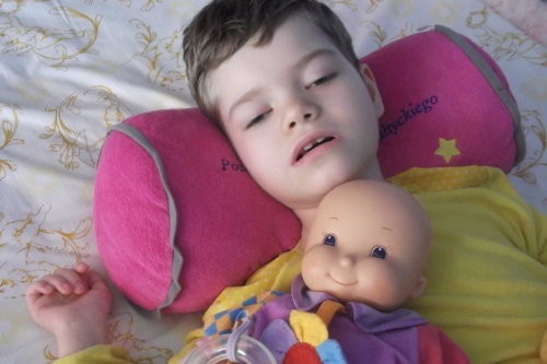 Pomóżmy 9-letniej Kindze - Zdjęcie główne