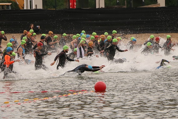 Triathlon w Garwolinie - jeden z pierwszych w tym roku  - Zdjęcie główne