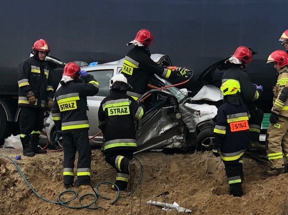 Policjanci badają przyczyny śmiertelnego wypadku w Gąsowie - Zdjęcie główne