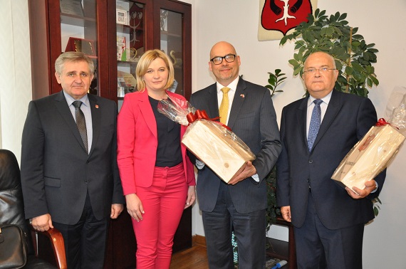 Spotkanie burmistrz Garwolina z radcą ambasady USA - Zdjęcie główne