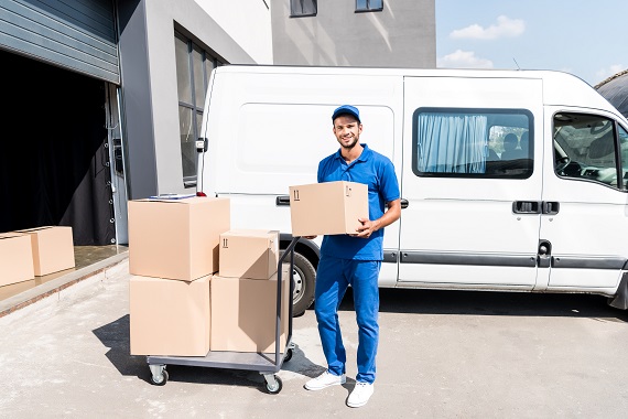 Wysyłasz dużo paczek? Skorzystaj z usług operatora logistycznego w Garwolinie - Zdjęcie główne