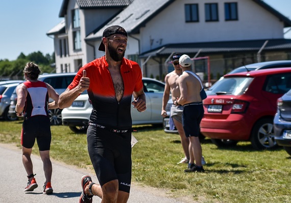 Daniel Juszkowiec zwycięzcą IX Triathlonu Garwolińskiego - Zdjęcie główne