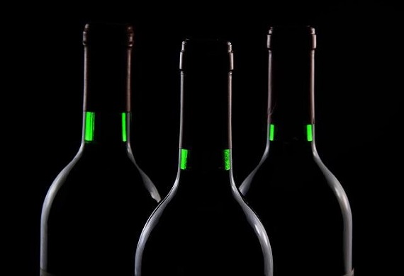 Zaczepiał klientów sklepu i prosił o pieniądze na alkohol. Teraz sam musi zapłacić grzywnę - Zdjęcie główne