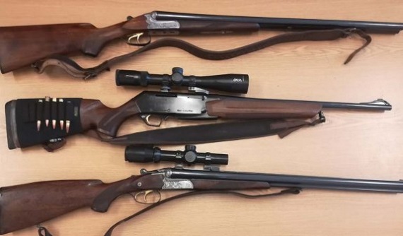 Areszt dla podejrzanego o włamanie do leśniczówki i kradzież broni - Zdjęcie główne