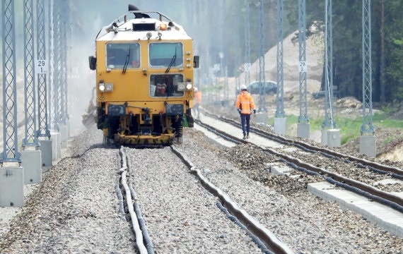 Przywrócenie ruchu pomiędzy Otwockiem a Pilawą jednotorowo we wrześniu - Zdjęcie główne