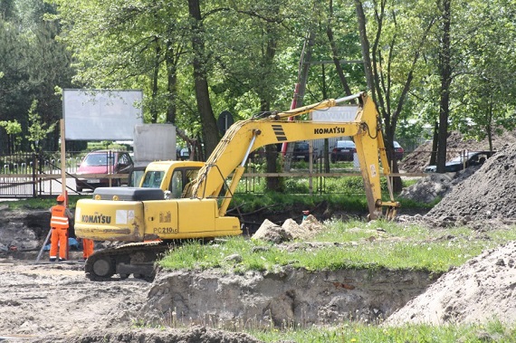 Gmina Garwolin podisała umowę z wykonawcą na realizację drogi w Rębkowie - Zdjęcie główne